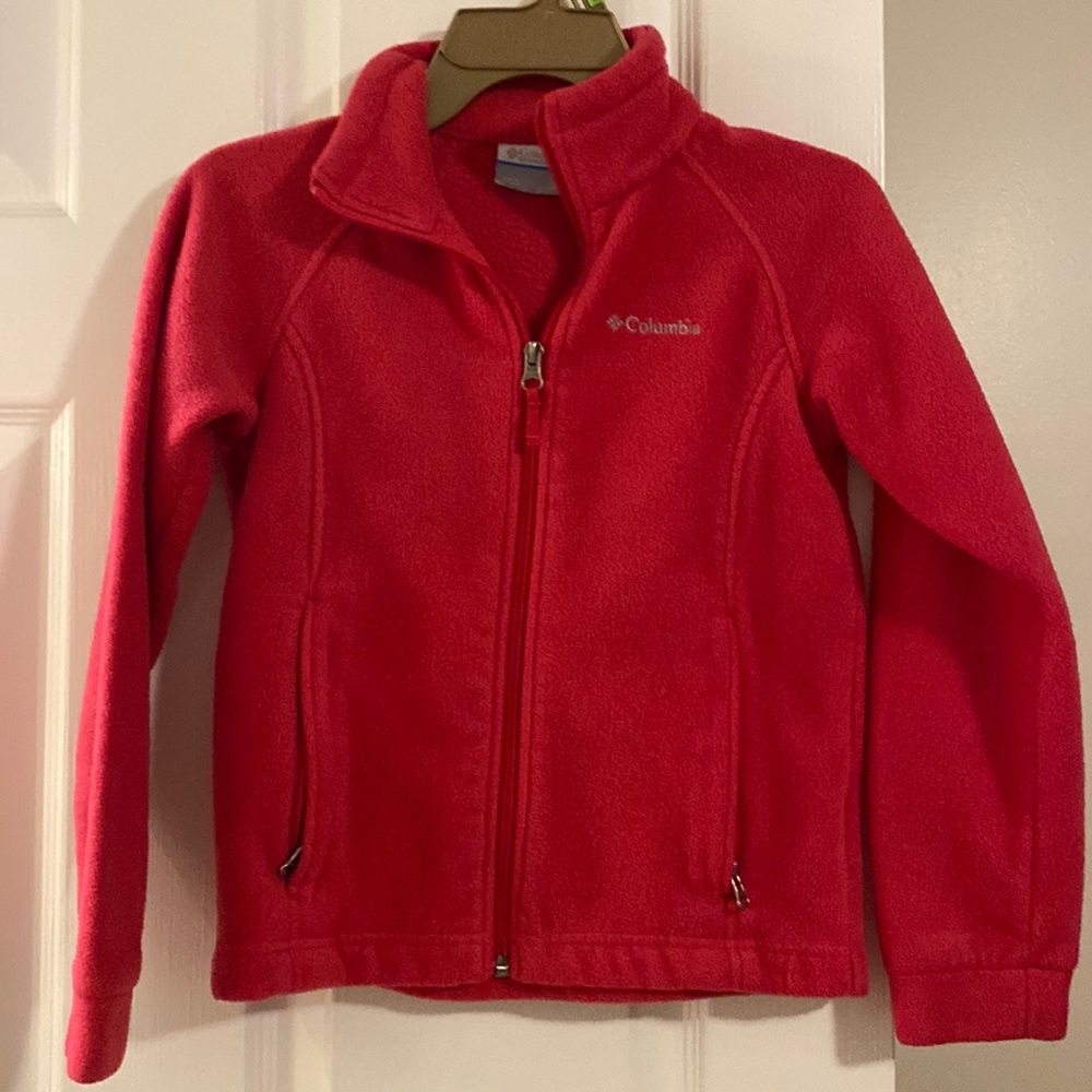 Girls dark pink Columbia jacket size 7/8. In excellent condition.